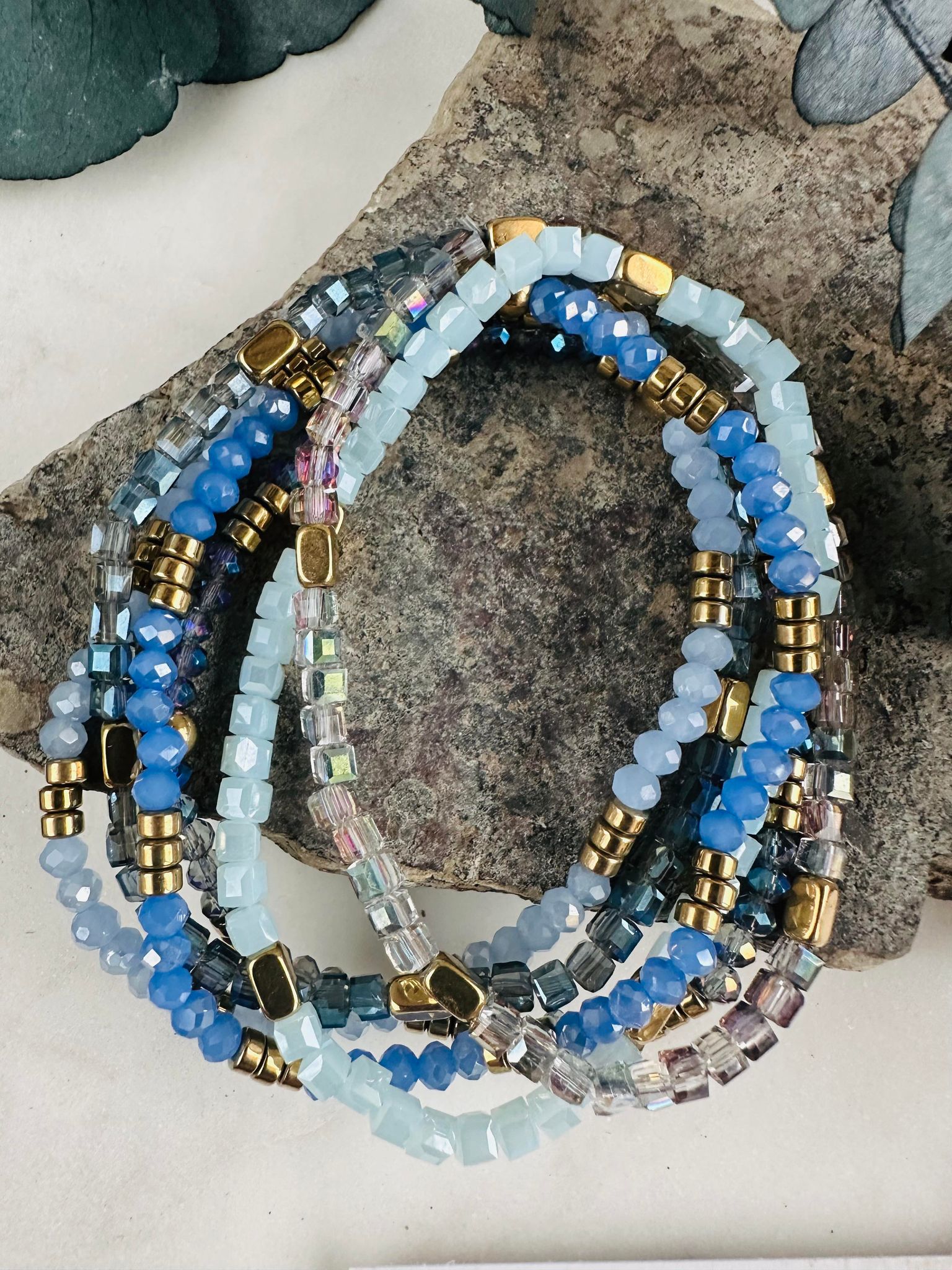 Armbånd Merle – Blue mix 1.Stk