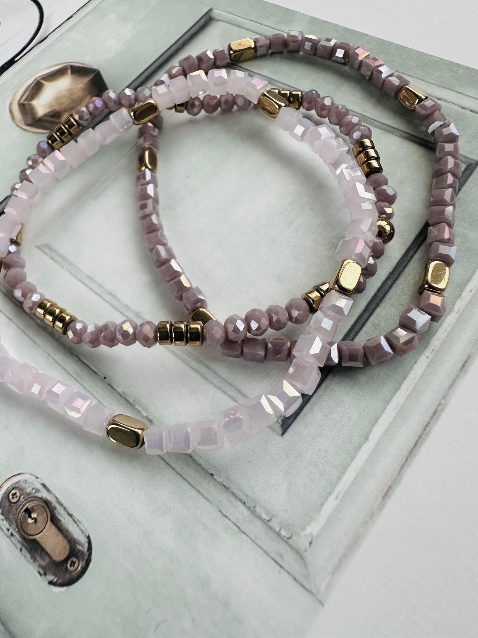 Armbånd Merle – Lavendel mix 1.stk