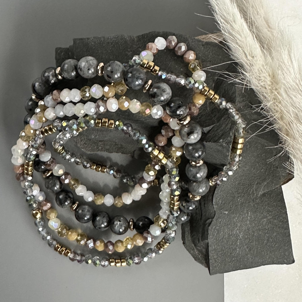 Armbånd MICHELLE Stone – Sæt med 5 armbånd